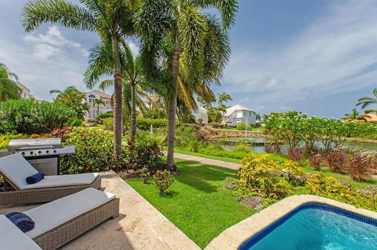 Royal Villa 12 Saint James
